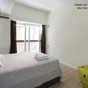 https://gracia-city-hostel-barcelona.topbarcelonahotels.com